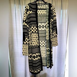 Hooded Aztec cardigan w/ pockets